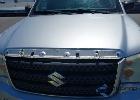 2011 Suzuki Equator Sport z USA, uszkodzony, nr VIN 5Z61D0ER4BC404129